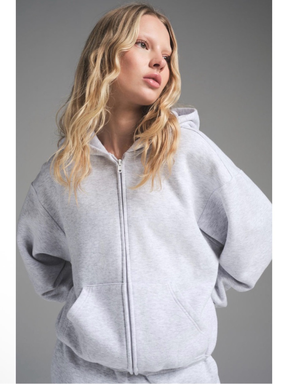 NWT SKIMS Cotton Fleece Classic Zip Up Hoodie Light Heather Grey Medium